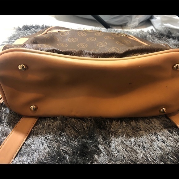 Adrienne Vittadini Chocolate Pebble Grain Backpack main image 4